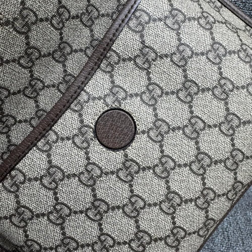 GUCCI Neo Vintage Brown Canvas Belt Bag 599-030825 - Picture 7 of 16